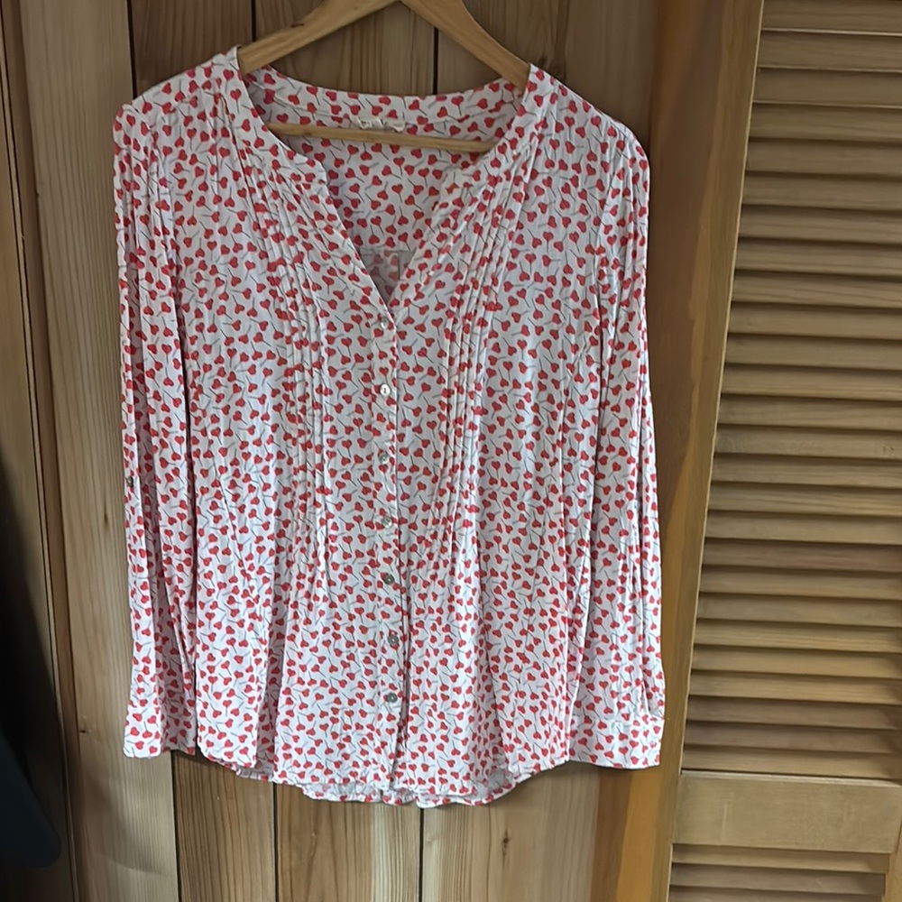 Women's Red and White Patterned Blouse